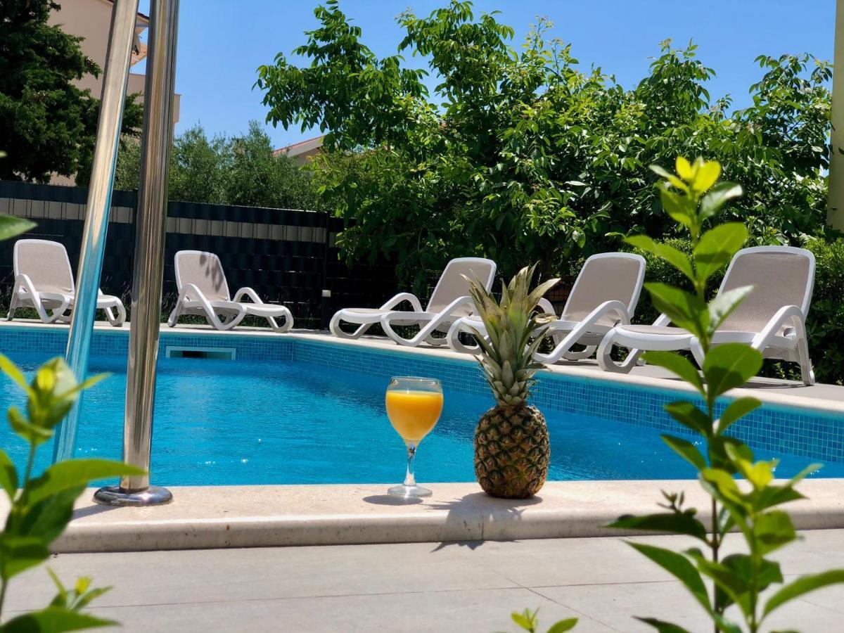 Seka Apartments With A Pool Kaštela 외부 사진
