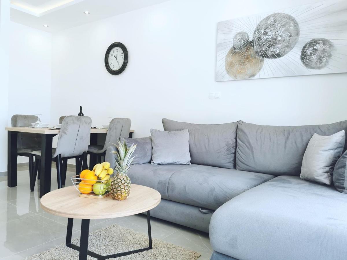 Seka Apartments With A Pool Kaštela 외부 사진